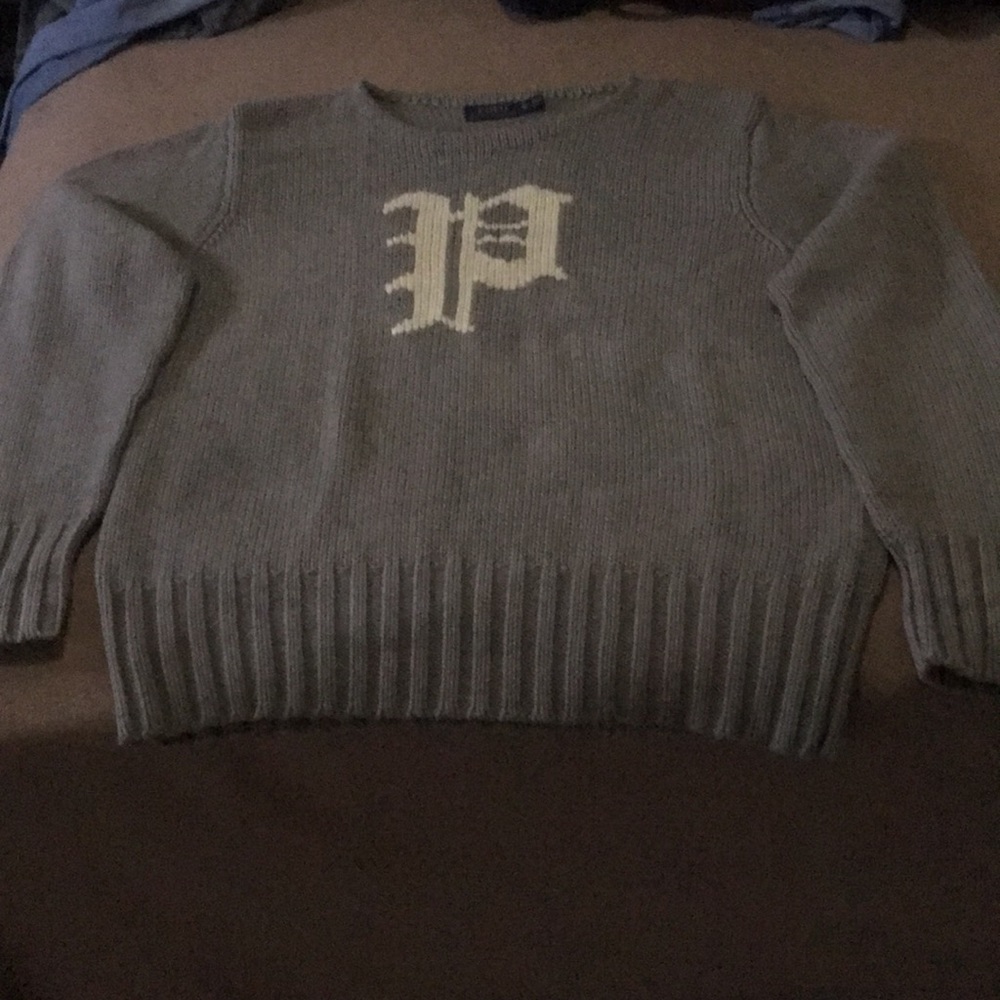 A Male Gray Polo Sweater